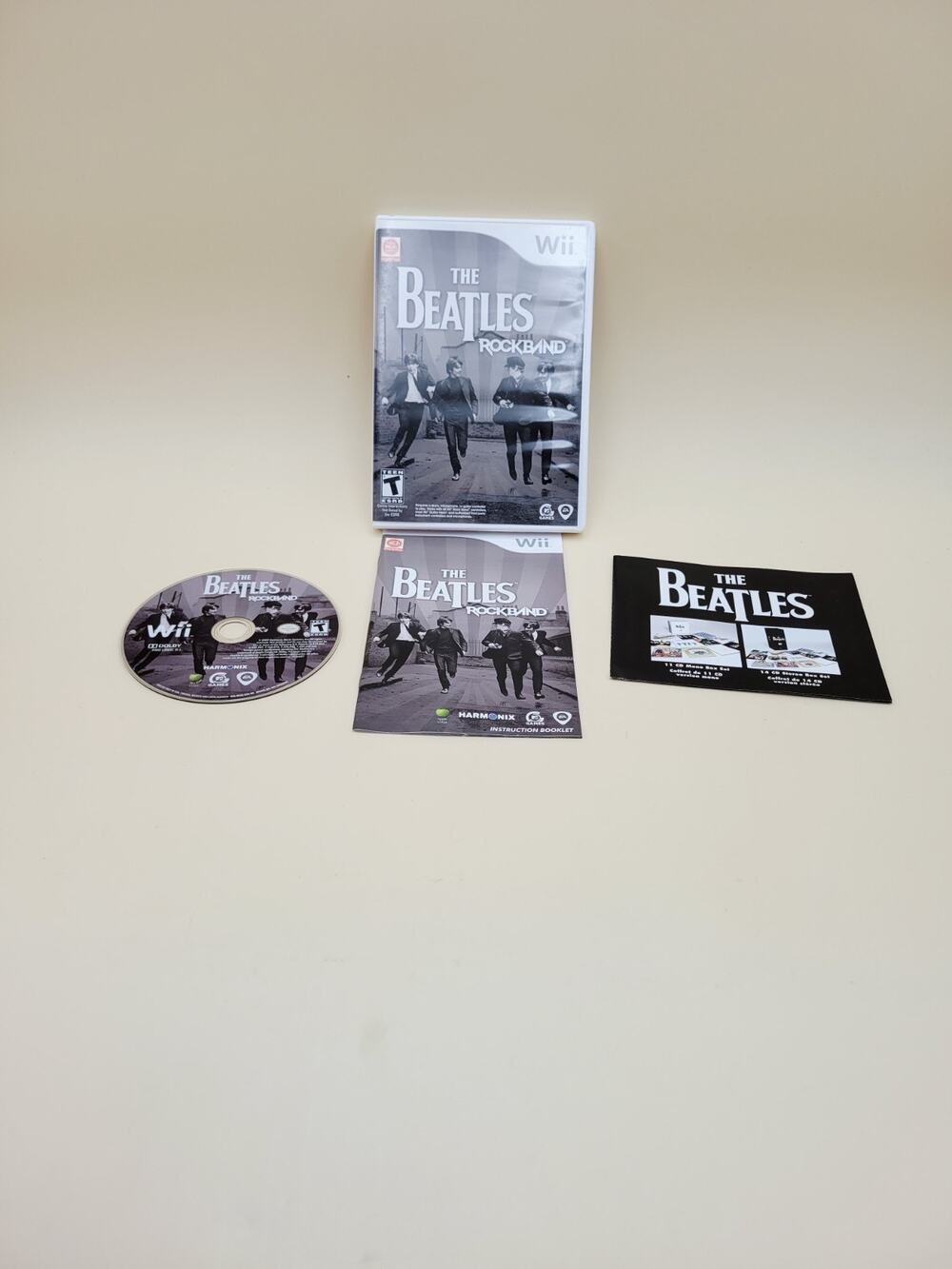 The Beatles Rock Band Game (Nintendo Wii ) Tested Working